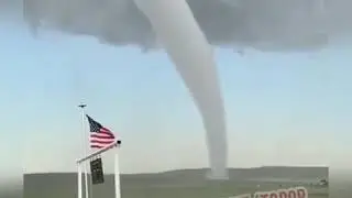САМЫЙ ЭПИЧНЫЙ И БОЛЬШОЙ ТОРНАДО