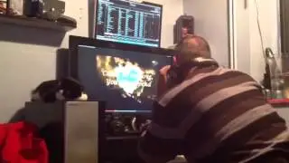 Antoon singing