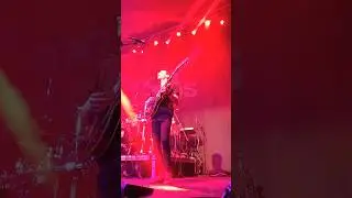 #guitarsolo in Madrid🇪🇸 with @proglegends❤️ 1978 Les Paul Custom