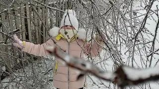 ДОЖДАЛИСЬ СНЕГА//СДЕЛАЛИ КОРМУШКУ ДЛЯ ПТИЧЕК//ГОТОВИМ ВМЕСТЕ//