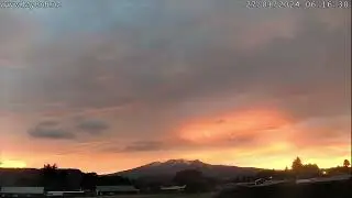 Mt Ruapehu Sunrise Time Lapse - January 27 2024