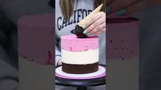 Neapolitan Ice Cream Cake! 🤎🩷🤍 