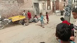 Showing Talent On Street । Chhote Chhote Bacho Ne Dikhaya Jalwa | Street Show Talent