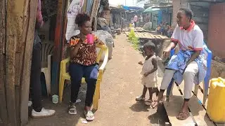 Happiness is free here in Africa 🌍 UGANDA🇺🇬