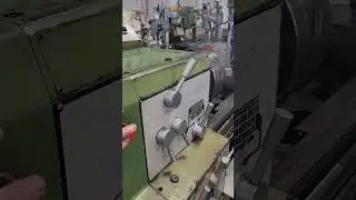 Victor 1640B Lathe