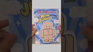 New Jeans Roblox Outfit Blind Bag asmr opening 💚 