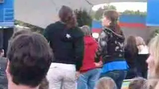 White girls cant dance!