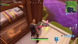 Fortnite landing the huge cube of Loot Lake
