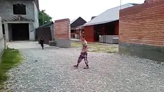 Детский дурной футбол в Автуры