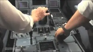 飛機降落～機長駕駛室  landing