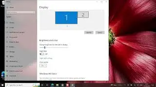 can my laptop distinguish left from right  - setup screen on left
