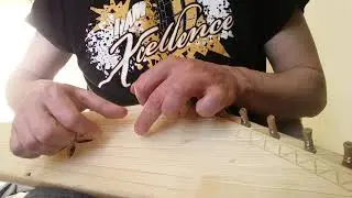 Simple tune for both hands