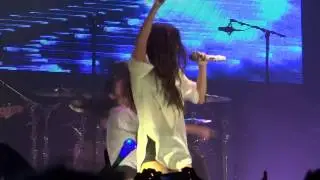 Selena Gomez - Round & Round, Amsterdam 2013
