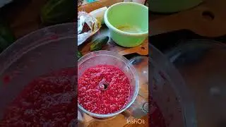 Даже не спросил почему я в шляпе😁 Сварила смородиновый джем