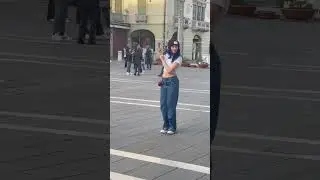 FANCAM of Ester covering Minji in OMG by NewJeans 🐰 