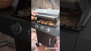 Тесть купил газовый гриль и позвал на шашлыки.  