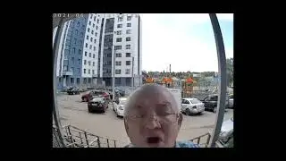 Домофон объёбыаает жителя)