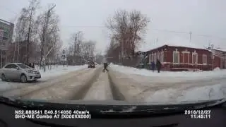 Водитель сбил человека(
