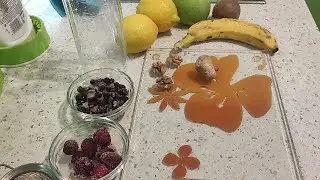 Vitamin Bomb Smoothie DRINK TO YOUR HEALTH