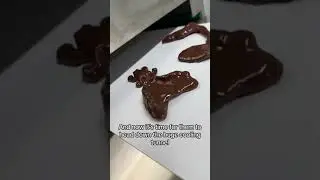 🍫😍Say hello to our brand new CHOCOLATE MACHINE!😍🍫 #satisfying #sweets #candy #asmr #chocolate