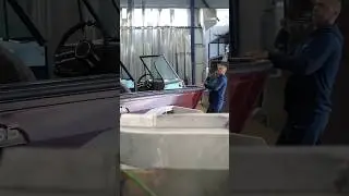 Будни на производстве #siberiaboats строим лодки в Санкт-Петербурге