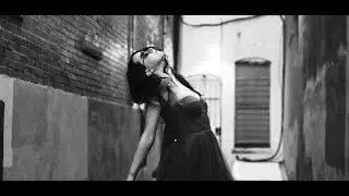 Laura Brehm - London Sky (Instrumental) [YouTube Exclusive]