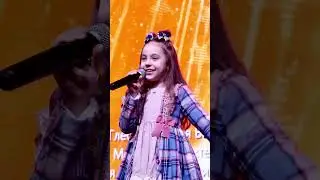 Лиза Глебова спела Артистку в Депо