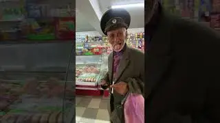 Геннадич и Иваныч в Центральном / ГАРДЕЙ И ИВАНЫЧ #топ #рек #волгоград #дед #shorts #рекомендации