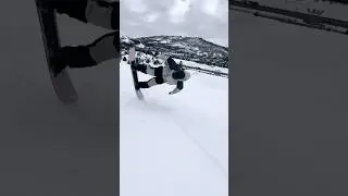 Do the knuckle dance.. 🕺🕺 