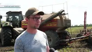 Аграрії Покровської громади почали кампанію з посіву соняшнику