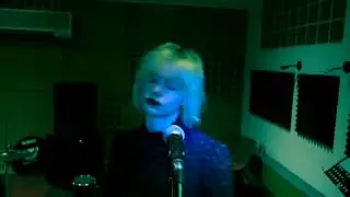 Crystal Castles - Kept (Original)