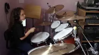 Lucas de Oliveira Pires  Burning Love na bateria