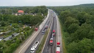 WIRTGEN Large milling machines and VÖGELE road pavers on the A3 motorway near Duisburg
