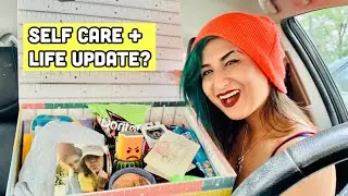 Making My Girlfriend A CARE Package 💕| Lesbian Couple