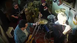 MITADES, LABANDERÍA