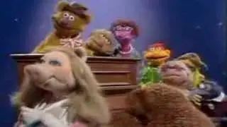 Fuck the Pain Away, Sung by Miss Piggy