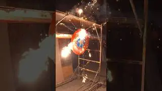 ОН ВЗОРВАЛ РУКАМИ КОРСАР 10000