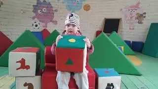 Развивающие видео! Английский язык! Английский с Евой из Казани! Играй и учи английский язык!