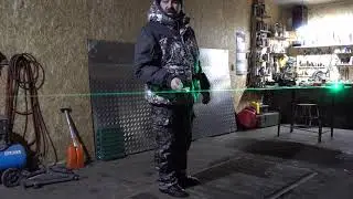 Мощная лазерная указка  1Вт пригодится в спасательных целях!!!