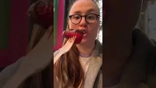 Trying the viral chocolate strawberries at Borough market #shorts #viralfood #boroughmarket