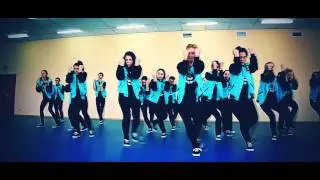 Sis n Bro Main Group - Sister Dee (brazilero Remake)