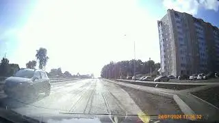 Мотоцикл выскочил