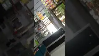 Sedang jualan
