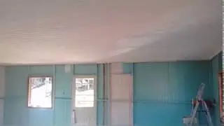Pintura de teto de madeira com tinta esmalte  base d'agua