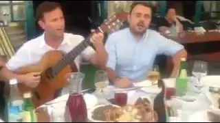 Грузины поют песню 