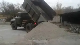 Привоз сыпучих материалов.От 1 тонны.Разные.Донецк - Макеевка.