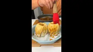 Try out this delicious apple pastry