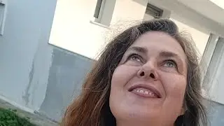 Hi