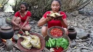 Cooking Chicken thighs Taste delicious with Peppers sauce for Lunch - Food my village Ep 23