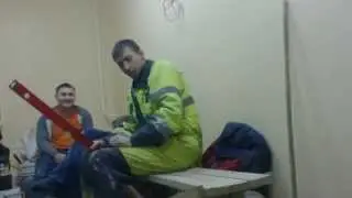 Алкаш на работе